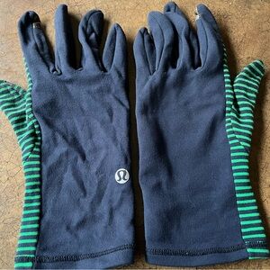 Lululemon Black and Green Striped Gloves